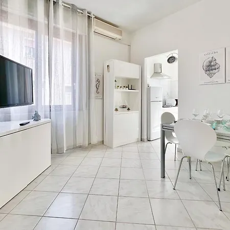 דירה Free Parking - Right In The Heart Of The - Semplice